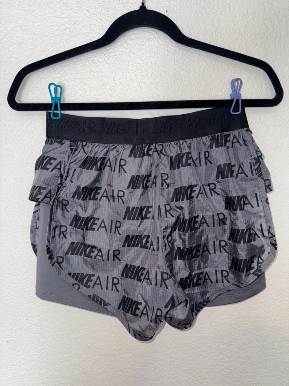 Nike Air Women's 2-in-1 Running Shorts NWOT Size SM - Picture 6 of 8